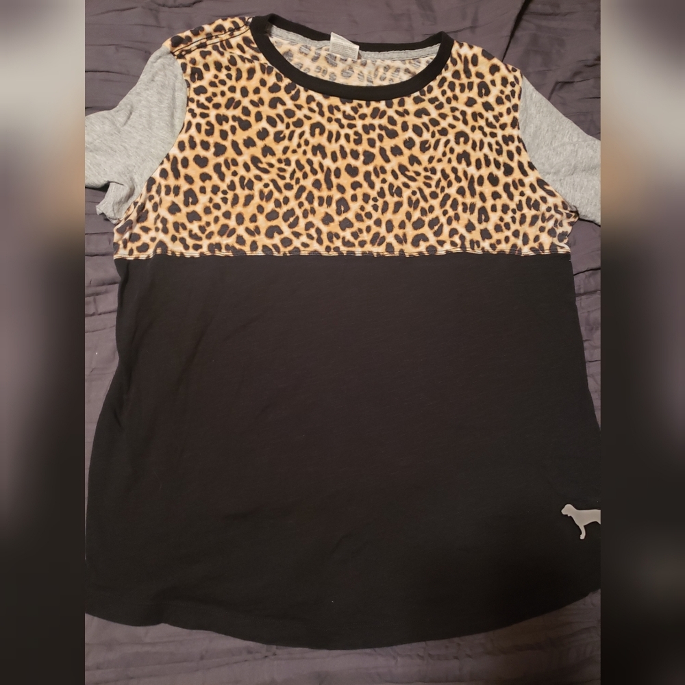 VS PINK LEOPARD TEE